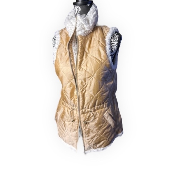 Women’s reversible vests size medium - Picture 5 of 12